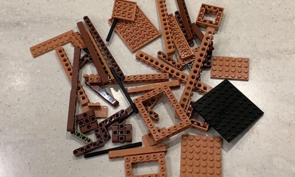 JMBricklayer JMB-Review on 30001 Medieval weapon set-Pieces included