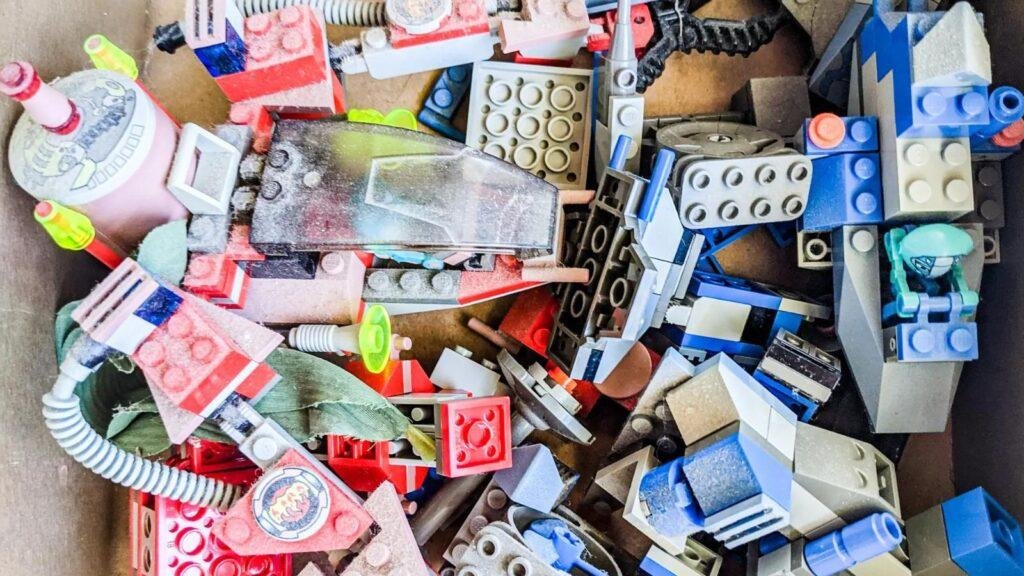JMBricklayer JMB-Dust off your legos-dusty legos
