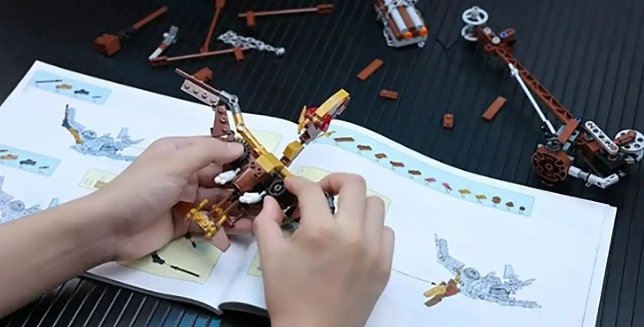 How-are JMBricklayer Sets-Manufactured