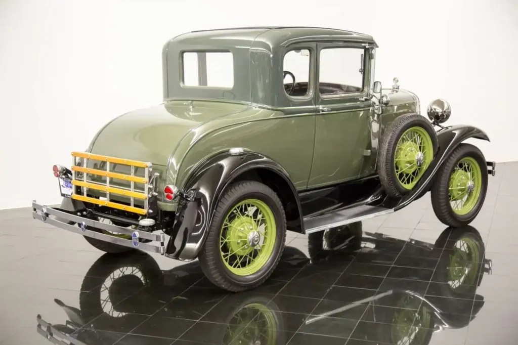 1931-ford-model-a-deluxe-coupe-back