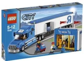 LEGO City Toys R Us Truck 7848