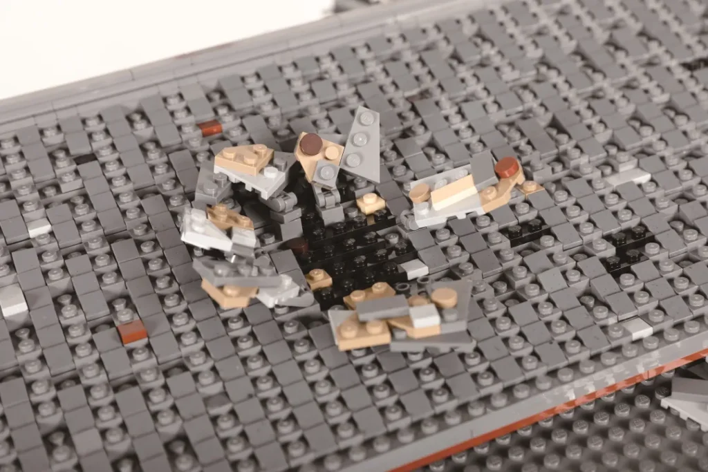 war-torn feel of LEGO MOC Set The Battle for Luding Bridge 2 (1)