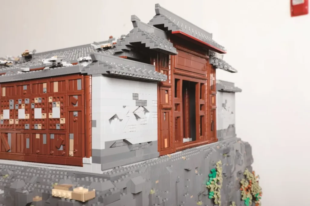 war-torn feel of LEGO MOC Set The Battle for Luding Bridge 2 (2)